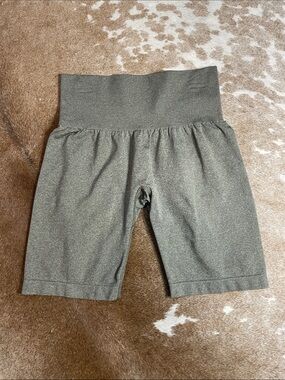 NVGTN High-Waist Athletic Shorts in Heather Olive